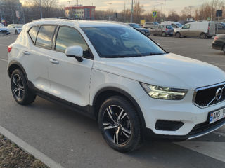 Volvo XC40 foto 2