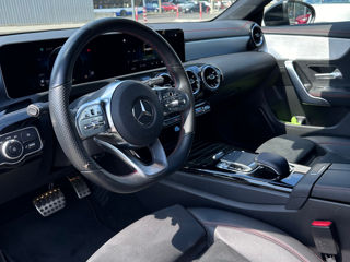 Mercedes CLA foto 14