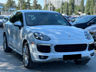 Porsche Cayenne foto 4