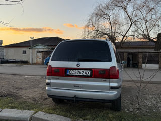 Volkswagen Sharan foto 7