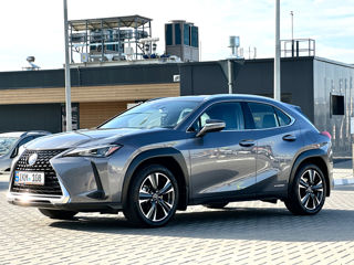 Lexus UX foto 1