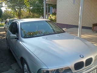 BMW 5 Series foto 6