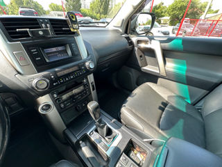 Toyota Land Cruiser Prado foto 14