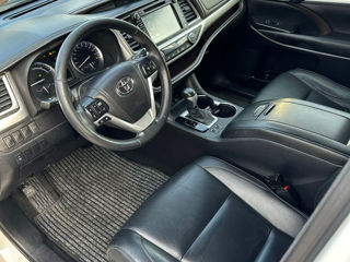 Toyota Highlander foto 8