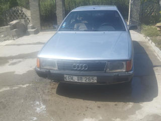 Audi 100 foto 3