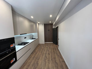 Apartament cu 2 camere, 66 m², Sculeni, Chișinău foto 5