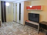 Centru, Colina Puskin, 1 odaie, 35 m2, euroreparatie! foto 6