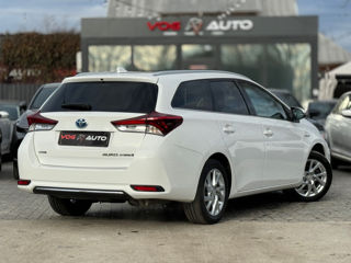 Toyota Auris foto 3