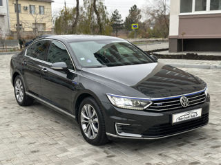 Volkswagen Passat foto 9