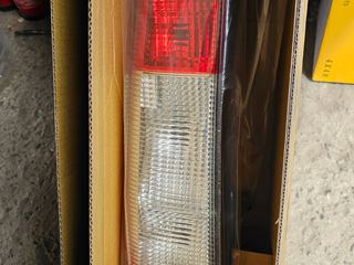 Задний фонарь Лев (цвет поворотника белый, цвет стекла красн) MERCEDES VITO / VIANO W639 Bus / Close