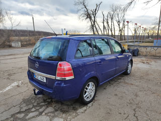 Opel Zafira foto 8