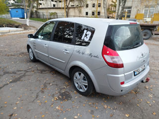 Renault Grand Scenic foto 6