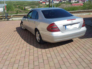 Mercedes E-Class foto 3