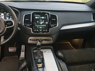 Volvo XC90 foto 8