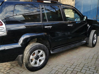 Toyota Land Cruiser Prado foto 4