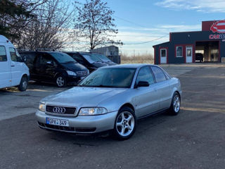 Audi A4 foto 2