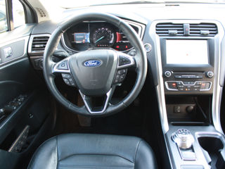 Ford Fusion фото 10