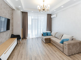 Apartament cu 2 camere, 64 m², Centru, Chișinău foto 2