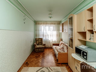Apartament cu 3 camere, 60 m², Buiucani, Chișinău foto 5