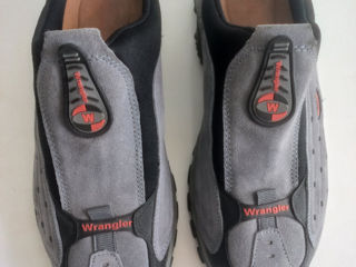 Продам новые кроссовки "Wrangler" без задников 42р - 700л