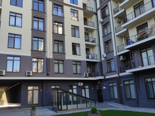4-x комн. квартиры, 128 м², Центр, Кишинёв