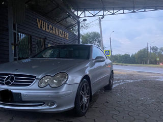 Mercedes CLK-Class foto 2