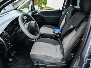 Opel Zafira foto 8