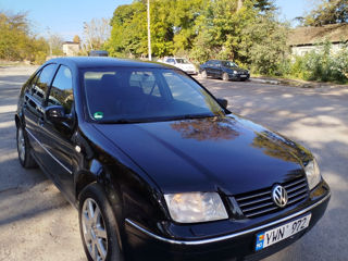 Volkswagen Bora foto 2