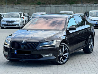 Skoda Superb foto 4