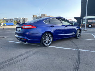 Ford Fusion foto 4