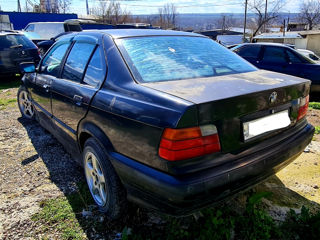 BMW 3 Series foto 4