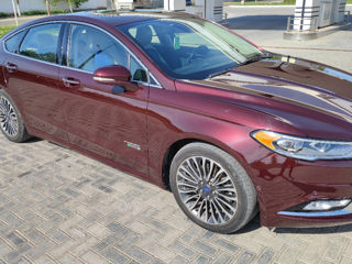 Ford Fusion foto 6