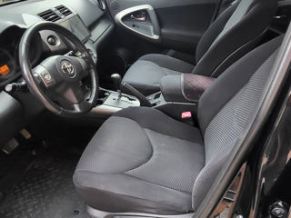 Toyota Rav 4 foto 4