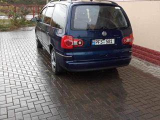 Volkswagen Sharan foto 6