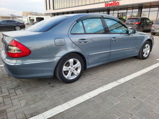 Mercedes E-Class foto 5