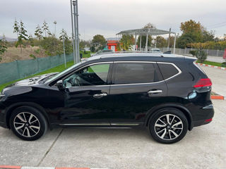 Nissan Rogue foto 2