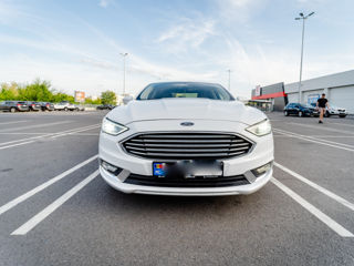 Ford Fusion foto 10