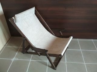 Кресло-шезлонг раскладное из натурального дерева. foto 4