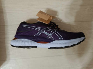 Продам Кроссовки Asics foto 3