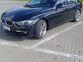 BMW 3 Series foto 12