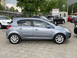 Opel Corsa foto 4