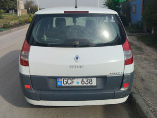 Renault Grand Scenic foto 3