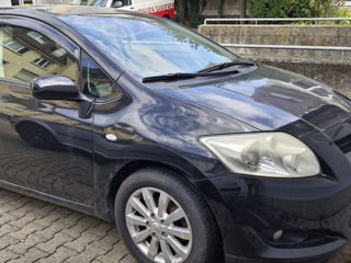 Toyota Auris foto 1