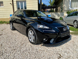 Lexus IS Series