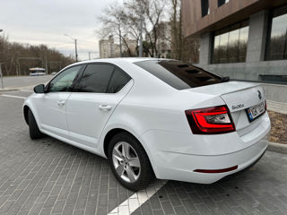 Skoda Octavia foto 3