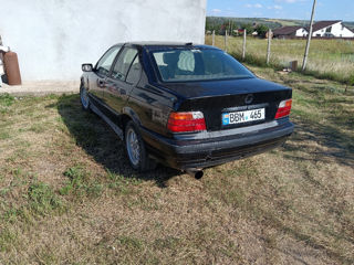 BMW 3 Series foto 3