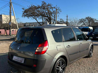 Renault Grand Scenic foto 4