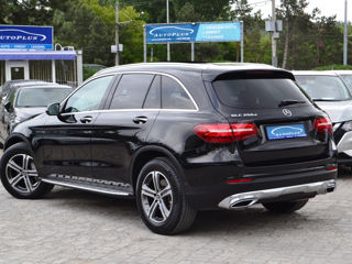 Mercedes GLC foto 4