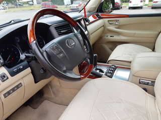 Lexus LX Series foto 3