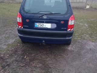 Opel Zafira foto 7